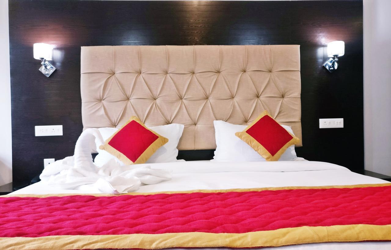 Alpine Hills Hotel 강토크 외부 사진