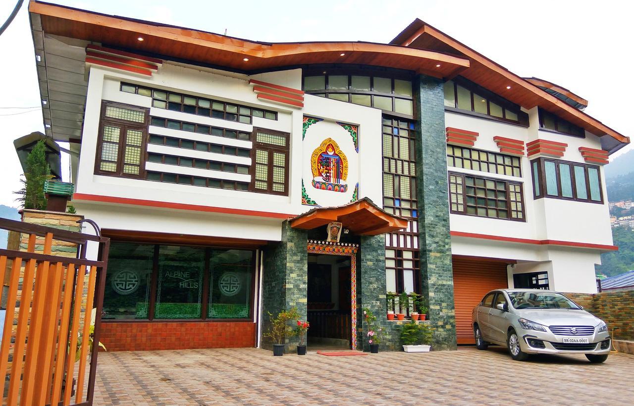 Alpine Hills Hotel 강토크 외부 사진